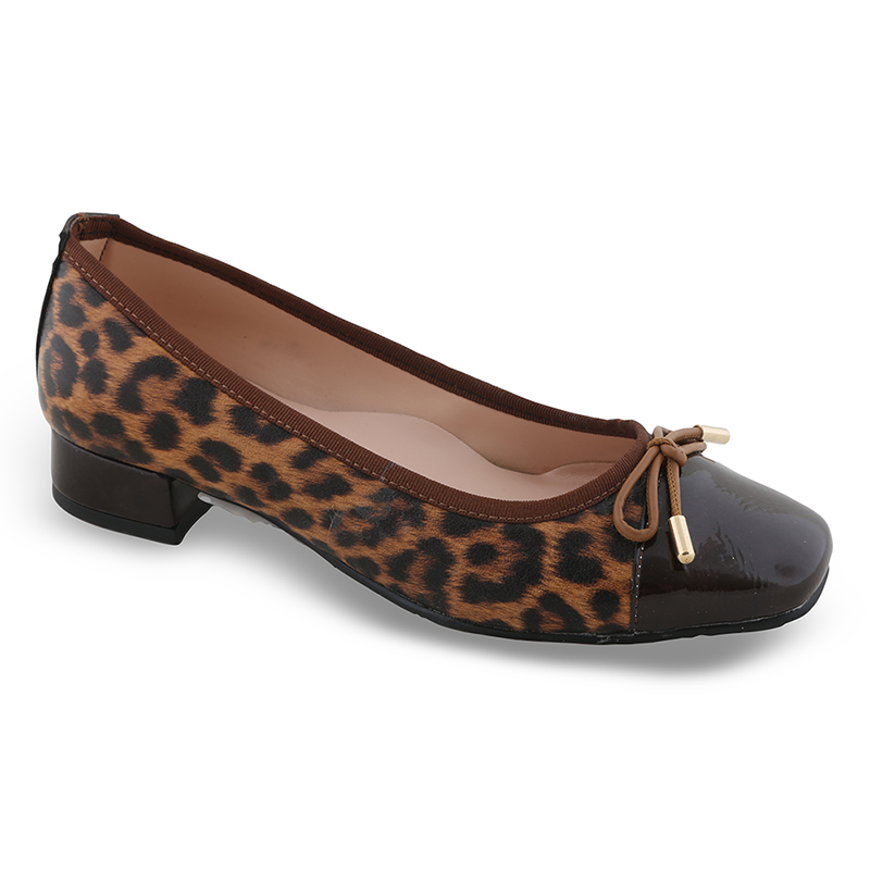 Alternative view of WOMEN PUMPS
PU
GREECE