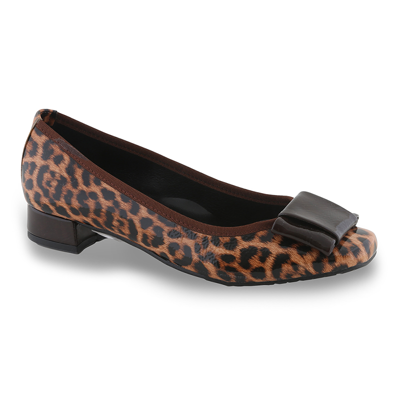 WOMEN PUMPS
PU
GREECE