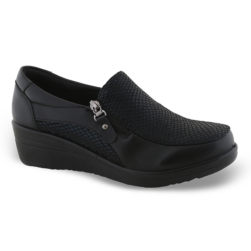 WOMEN MOCCASIN PU
PRC

